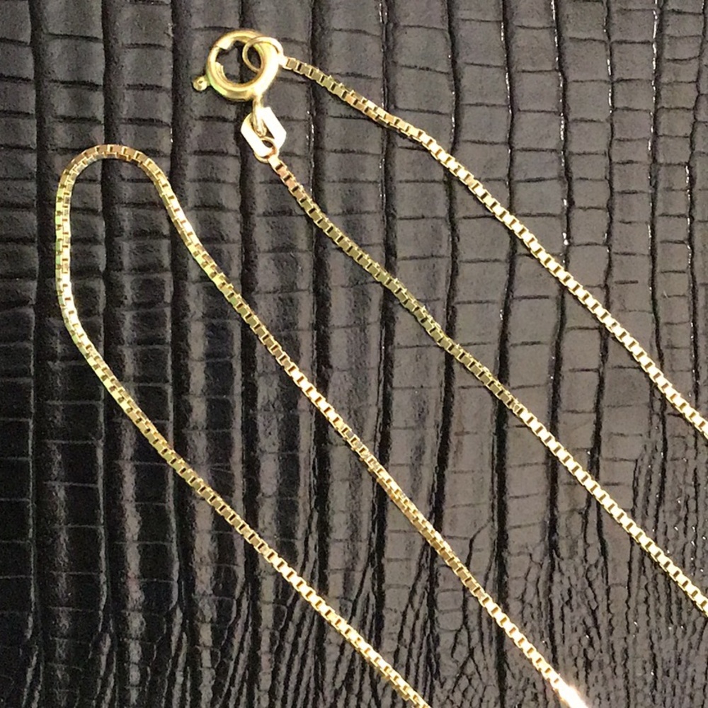 BOX CHAIN gold 19" NWOT
